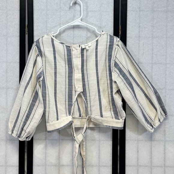 Love J Blue White Striped Crop Top L ¾ Sleeve Button Back Tie Nautical Chic Cool - Picture 6 of 12